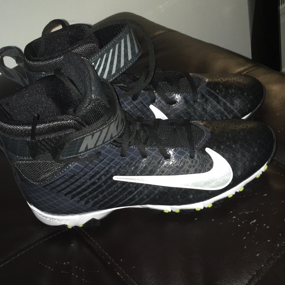 Black Nike Football cleats size 8.5